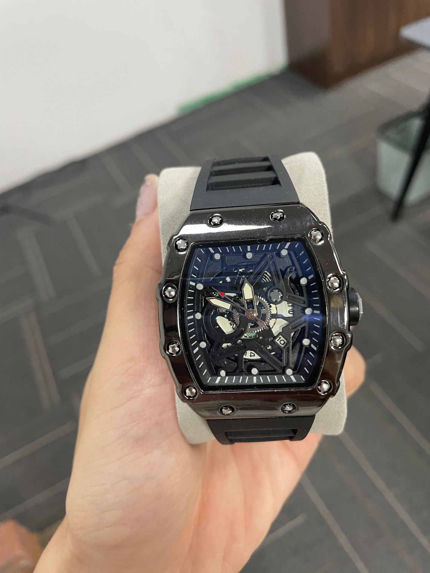 Men Watches Light Luxury Brand - огляд і ціна Luxury Watch Maker